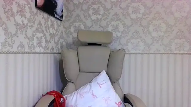 jennifer838 online show from November 2025 06:21:01 PM