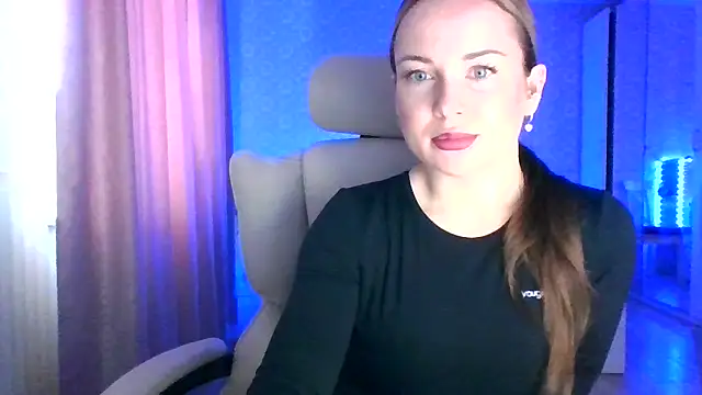 jennifer838 online show from February 2026 01:04:01 PM