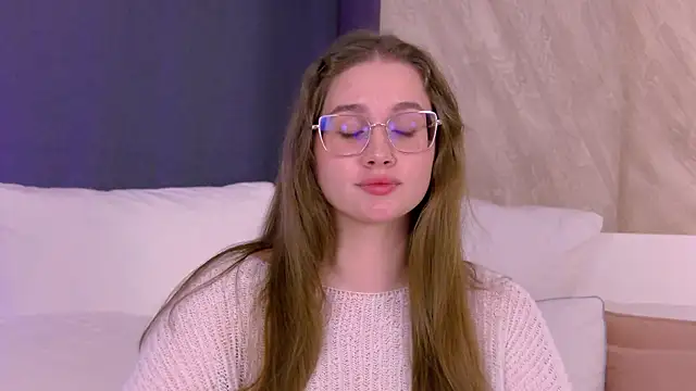 EllieHayes online show from July 2026 07:25:02 AM