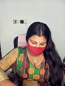 Hot-Angel  online show from November 2025 06:01:02 PM