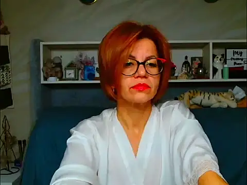 Natali3855 online show from November 2025 05:45:02 PM