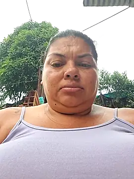 chubby sexy big tits online show from November 2025 01:00:02 PM