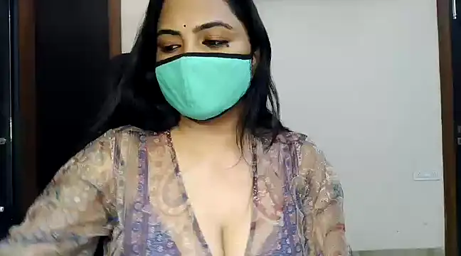 Hritvika online show from February 2025 12:39:02 PM