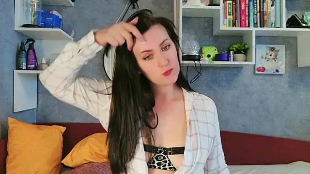 Snapshot of liya_gorgeous chatting on May 2026 03:40:01 PM liya gorgeous online show from May 2026 03:40:01 PM