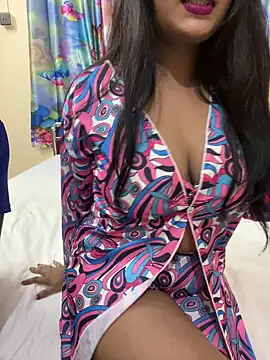 Snapshot of ascuple chatting on October 2025 05:44:02 PM ascuple online show from October 2025 05:44:02 PM