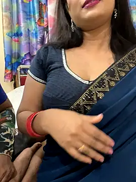 Snapshot of ascuple chatting on October 2025 05:46:02 PM ascuple online show from October 2025 05:46:02 PM