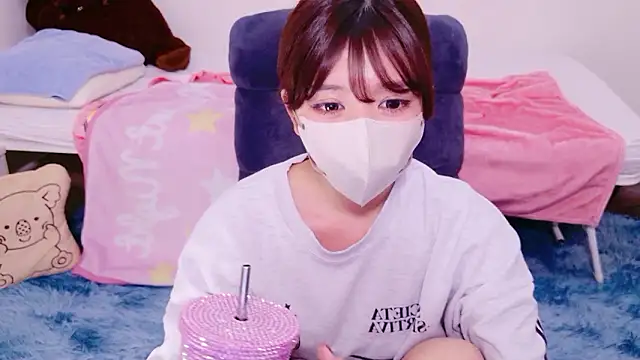 Runarunapi online show from March 2026 12:12:02 PM