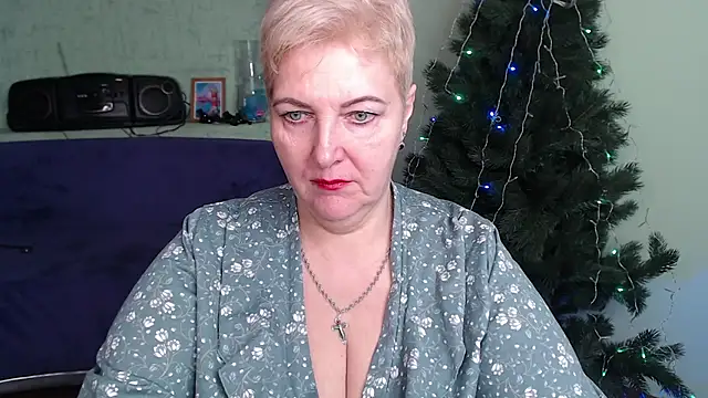 Snapshot of Sandra_Snow chatting on December 2024 06:33:01 PM Sandra Snow online show from December 2024 06:33:01 PM