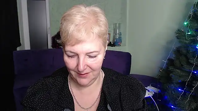 Snapshot of Sandra_Snow chatting on January 2025 06:06:02 PM Sandra Snow online show from January 2025 06:06:02 PM