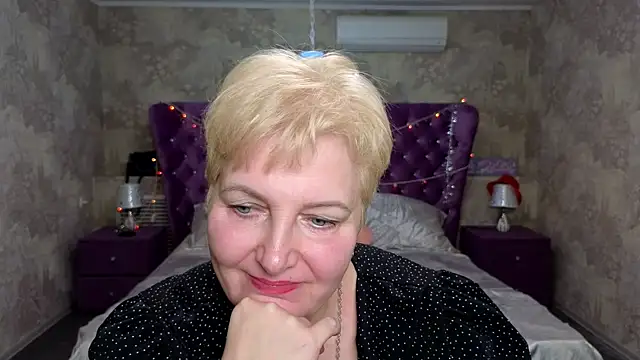 Snapshot of Sandra_Snow chatting on January 2025 08:21:02 PM Sandra Snow online show from January 2025 08:21:02 PM