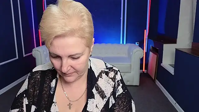 Snapshot of Sandra_Snow chatting on January 2025 02:24:02 PM Sandra Snow online show from January 2025 02:24:02 PM