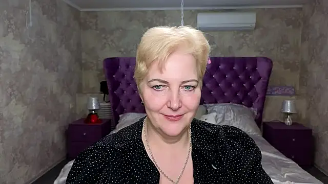 Snapshot of Sandra_Snow chatting on February 2025 05:16:01 PM Sandra Snow online show from February 2025 05:16:01 PM