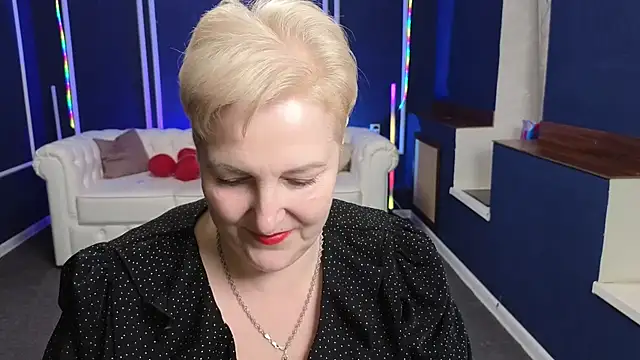 Snapshot of Sandra_Snow chatting on February 2025 03:21:01 PM Sandra Snow online show from February 2025 03:21:01 PM