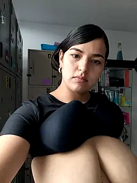 Noah Jhonson online show from April 2026 06:09:01 PM