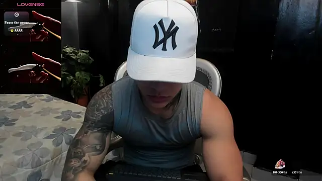 Snapshot of Flynn_Riider chatting on April 2026 05:22:02 PM Flynn Riider online show from April 2026 05:22:02 PM
