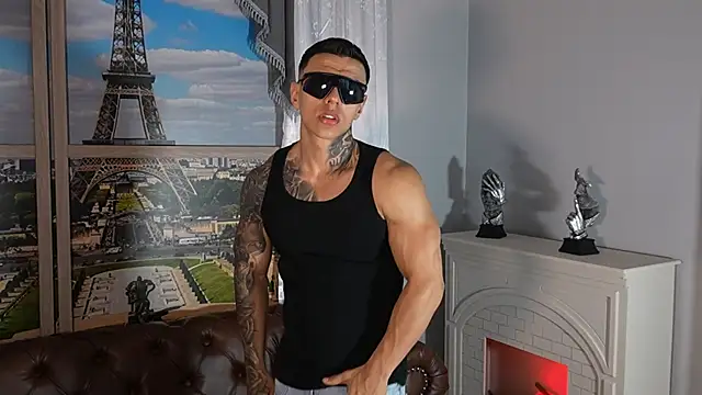Snapshot of Flynn_Riider chatting on May 2026 02:33:01 PM Flynn Riider online show from May 2026 02:33:01 PM