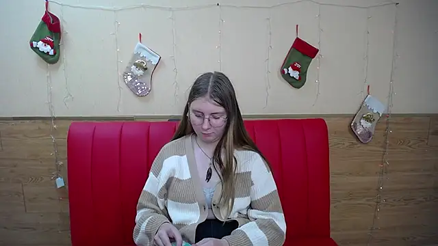 RysaKosaYlya online show from December 2024 12:27:02 PM