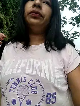 Danna-linyi online show from March 2025 03:51:02 PM