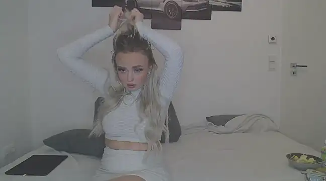 Snapshot of CherryEmmy chatting on February 2025 06:24:01 PM CherryEmmy online show from February 2025 06:24:01 PM
