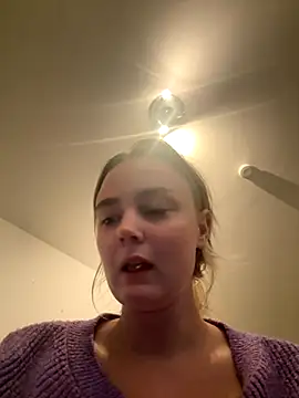 Snapshot of CherryEmmy chatting on October 2025 06:36:01 PM CherryEmmy online show from October 2025 06:36:01 PM