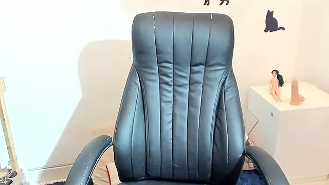 sweetnea online show from February 2025 03:06:01 AM