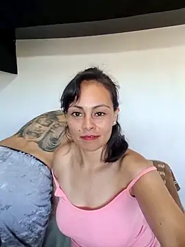 Snapshot of sweet_aphrodite69 chatting on January 2025 09:35:02 PM sweet aphrodite69 online show from January 2025 09:35:02 PM