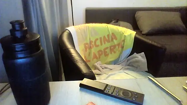 Avamereandmikel online show from September 2025 11:48:02 PM