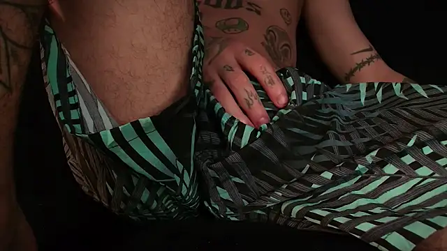 Junihn0 online show from December 2024 09:00:02 AM