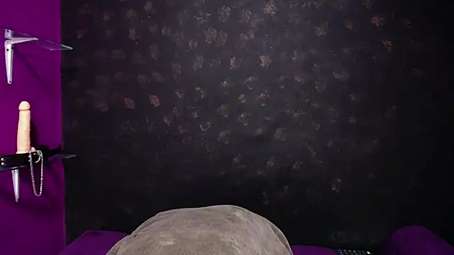 Sadie Queen online show from December 2024 05:33:01 PM