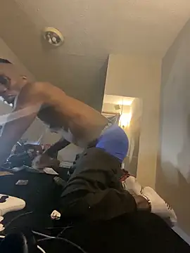 Shawtyblaque21 online show from November 2025 02:06:02 AM