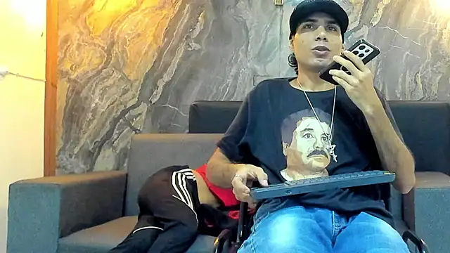 Snapshot of Duodreamhot chatting on December 2024 04:09:01 AM Duodreamhot online show from December 2024 04:09:01 AM