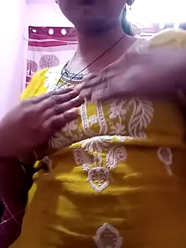 Snapshot of Cute-Anamika50 chatting on January 2025 05:52:01 AM Cute-Anamika50 online show from January 2025 05:52:01 AM