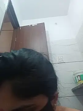 Snapshot of Cute-Aadhvita chatting on May 2026 04:21:01 AM Cute-Aadhvita online show from May 2026 04:21:01 AM