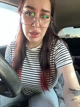 VikiDemi online show from March 2025 12:01:02 PM