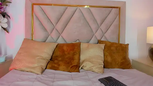 chloe wilson7 online show from November 2025 02:17:02 AM