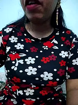 Snapshot of Haniya-143 chatting on November 2025 12:52:02 AM Haniya-143 online show from November 2025 12:52:02 AM