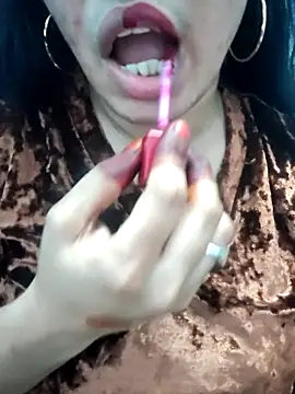 Snapshot of Haniya-143 chatting on January 2026 09:40:01 PM Haniya-143 online show from January 2026 09:40:01 PM