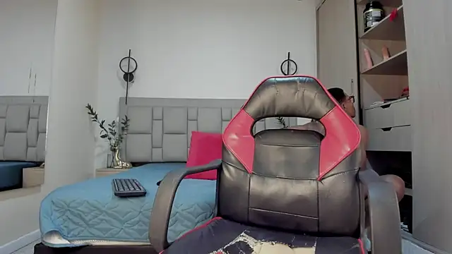 JEFFREY COTTOM online show from November 2025 11:31:02 AM