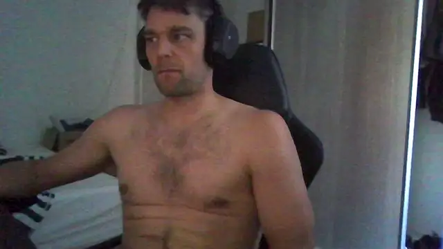 Snapshot of The_big_viking_ chatting on July 2026 12:34:02 PM The big viking online show from July 2026 12:34:02 PM