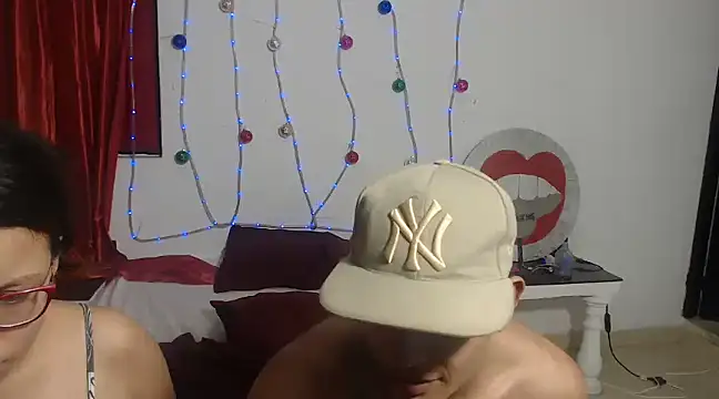 Snapshot of PartySexting chatting on December 2024 08:56:01 AM PartySexting online show from December 2024 08:56:01 AM