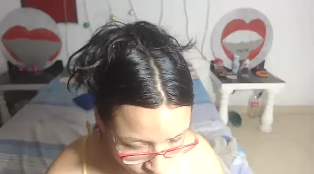 Snapshot of PartySexting chatting on January 2025 03:17:02 AM PartySexting online show from January 2025 03:17:02 AM