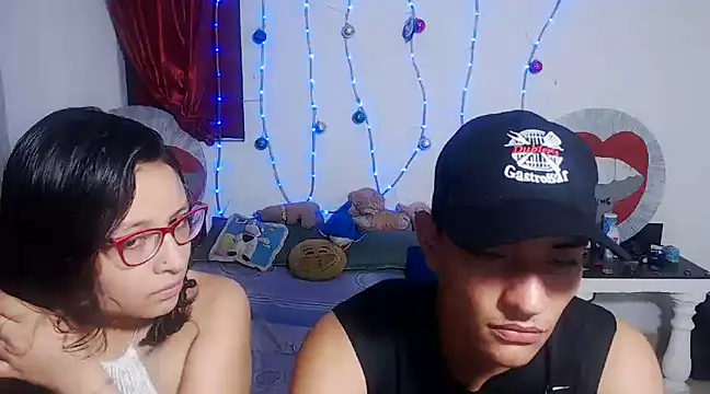 Snapshot of PartySexting chatting on January 2025 02:51:01 AM PartySexting online show from January 2025 02:51:01 AM