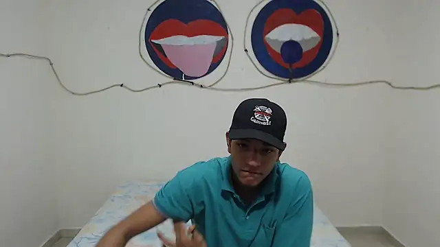 Snapshot of PartySexting chatting on February 2025 09:09:01 PM PartySexting online show from February 2025 09:09:01 PM