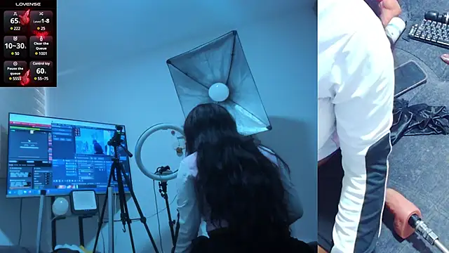 mia-brit online show from February 2025 06:15:02 PM