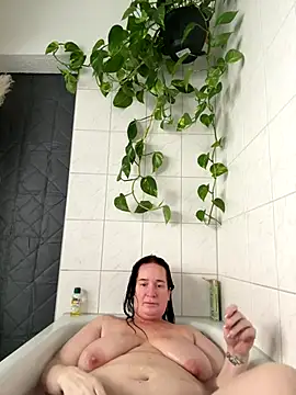 Engel mia online show from November 2025 11:00:01 AM