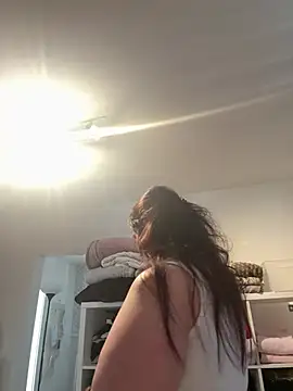 Engel mia online show from April 2026 07:30:01 AM