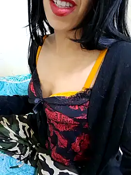 Snapshot of Linda-53 chatting on January 2025 12:30:01 AM Linda-53 online show from January 2025 12:30:01 AM