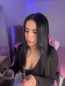 Emily-14 online show from April 2026 01:49:01 AM