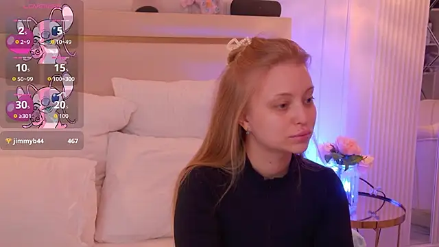 Snapshot of DorisHell chatting on November 2025 12:22:01 AM DorisHell online show from November 2025 12:22:01 AM