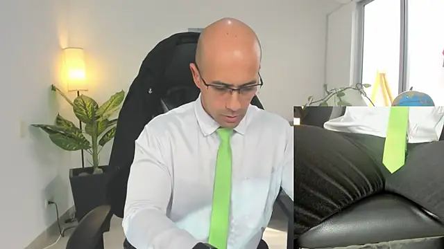 ryan master  online show from December 2024 03:59:01 PM